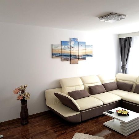 מנגליה Seaside Home Apartment מראה חיצוני תמונה