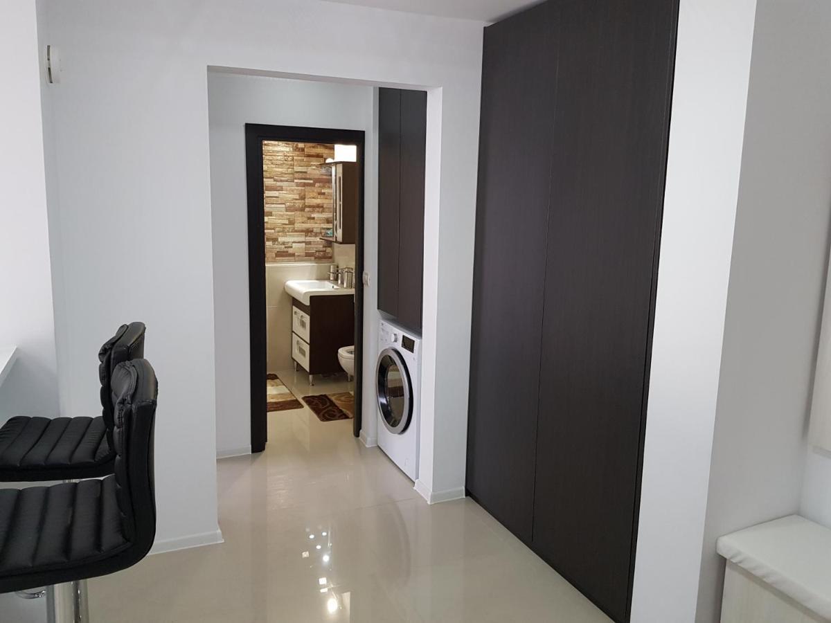 מנגליה Seaside Home Apartment מראה חיצוני תמונה