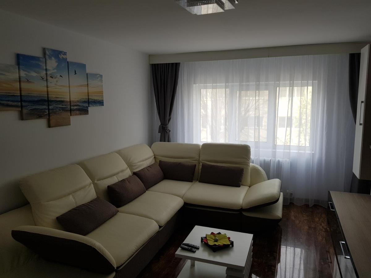 מנגליה Seaside Home Apartment מראה חיצוני תמונה