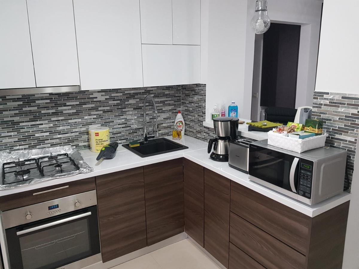 מנגליה Seaside Home Apartment מראה חיצוני תמונה