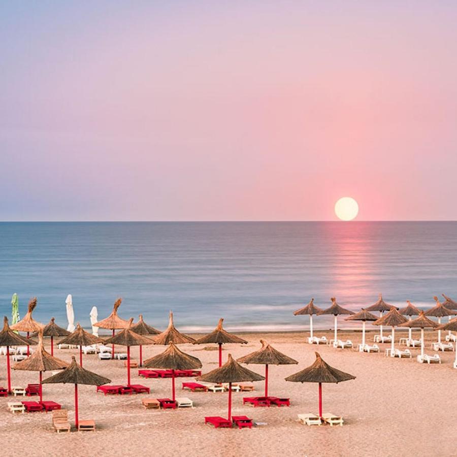 מנגליה Seaside Home Apartment מראה חיצוני תמונה